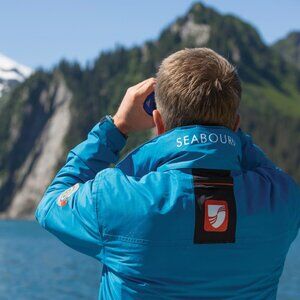 SEABOURN SHIP TO SHORE ULTIMATE ALASKA LOGO WATERPROOF HOODED JACKET sz XS